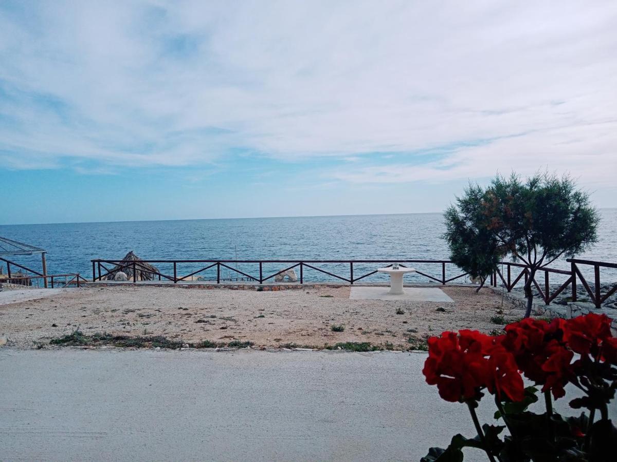 Caravan Fishing Spot Porto Roxa Agios Leon エクステリア 写真