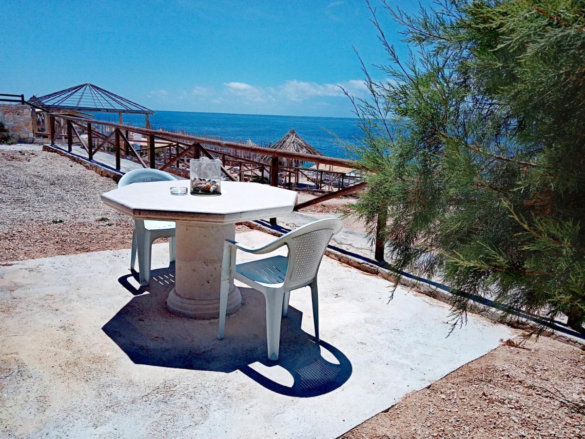 Caravan Fishing Spot Porto Roxa Agios Leon エクステリア 写真